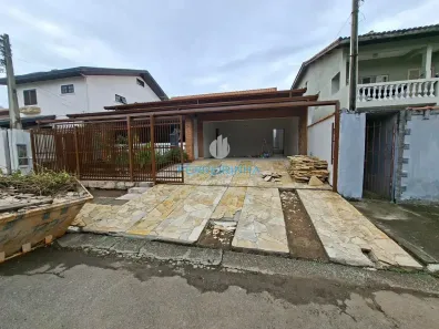 Casa de Condomínio com 4 Quartos para alugar, 200m² no Urbanova, São José dos Campos