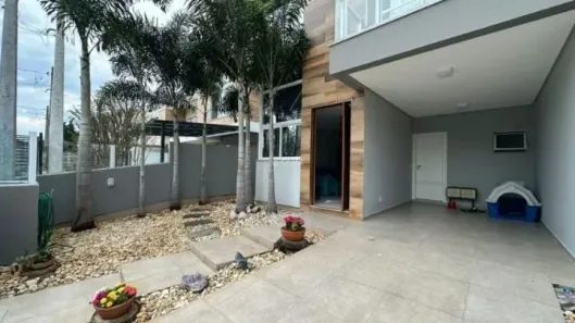Casa com 4 Quartos à venda, 182m² no Campeche, Florianópolis