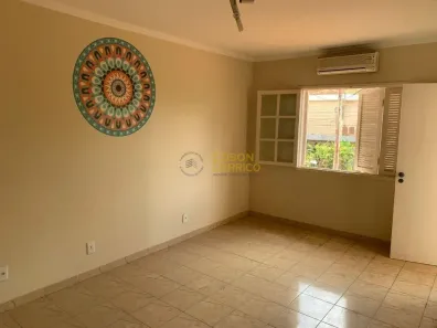 Sobrado com 3 Quartos à venda, 202m² no Vila Bourghese, Pindamonhangaba