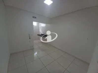 Apartamento com 1 Quarto para alugar, 25m² no Martins, Uberlândia