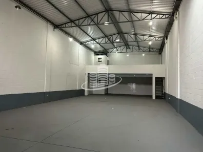 Galpão/Depósito/Armazém para alugar, 200m² no Carandiru, São Paulo
