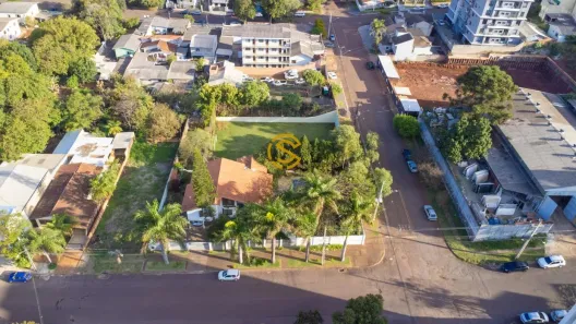 Casa com 5 Quartos à venda, 350m² no Neva, Cascavel