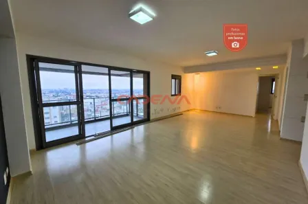 Apartamento com 3 Quartos para alugar, 134m² no Água Verde, Curitiba