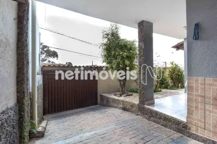 Casa com 4 Quartos à venda, 234m² no Califórnia, Belo Horizonte