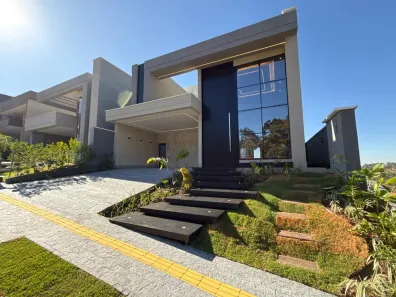 Casa de Condomínio com 3 Quartos à venda, 235m² no Jardins Nápoles, Senador Canedo