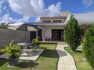 Casa com 4 Quartos à venda, 282m² no Jardim Petrópolis, Maceió