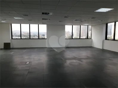 Sala Comercial à venda, 162m² no Parque Industrial Tomas Edson, São Paulo