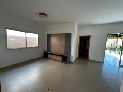Casa de Condomínio com 3 Quartos para alugar, 134m² no Fazenda Santa Maria, Cravinhos