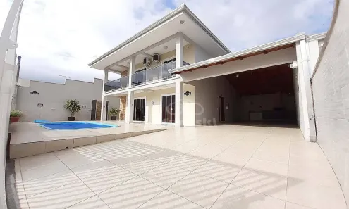 Casa com 5 Quartos à venda, 187m² no Balneário Coroados, Guaratuba