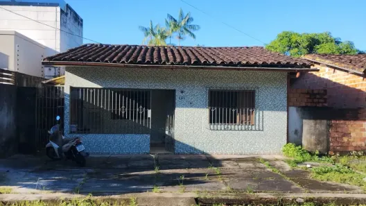 Casa com 3 Quartos à venda, 300m² no Benfica, Benevides