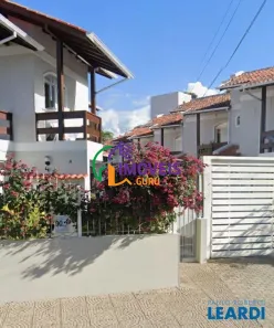 Casa com 2 Quartos para alugar, 90m² no Lagoa da Conceição, Florianópolis