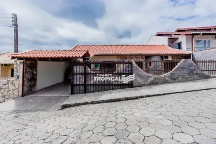 Casa com 3 Quartos à venda, 478m² no Fortaleza, Blumenau