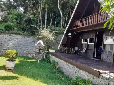 Sobrado com 3 Quartos à venda, 216m² no Samambaia, Mairiporã