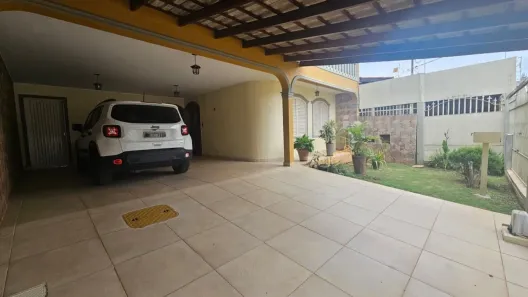 Casa com 4 Quartos à venda, 200m² no Guará II, Brasília
