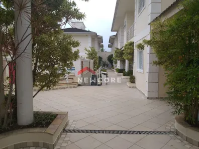 Casa de Condomínio com 3 Quartos à venda, 280m² no Enseada, Guarujá