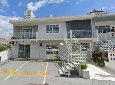 Sala Comercial para alugar, 37m² no Kobrasol, São José