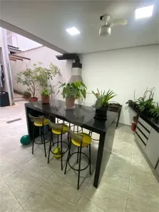 Sobrado com 3 Quartos à venda, 160m² no Jardim Petrópolis, São Paulo