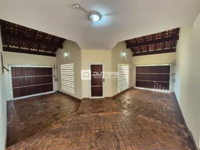 Casa de Condomínio com 3 Quartos para alugar, 300m² no Dois Córregos, Piracicaba