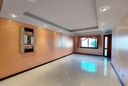Casa com 5 Quartos para alugar, 362m² no Jardim Itu, Porto Alegre