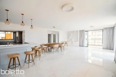 Apartamento com 3 Quartos para alugar, 221m² no Petrópolis, Porto Alegre