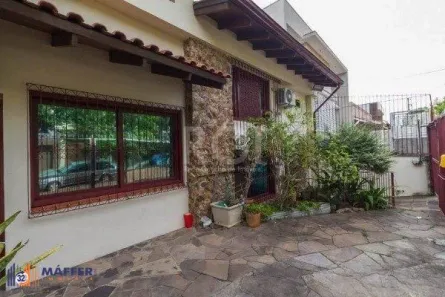 Casa com 4 Quartos à venda, 300m² no Chácara das Pedras, Porto Alegre