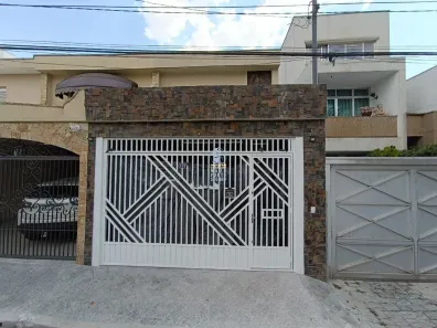 Sobrado com 3 Quartos para alugar, 201m² no Mooca, São Paulo