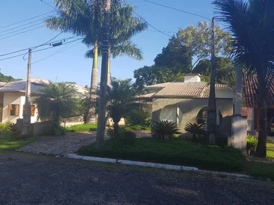 Casa de Condomínio com 3 Quartos à venda, 165m² no Park Imperial, Caraguatatuba