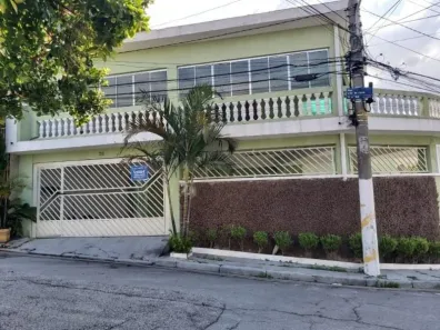 Casa com 3 Quartos à venda, 210m² no Vila Prado, São Paulo