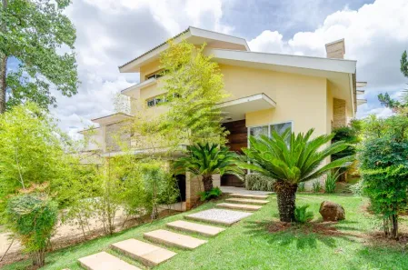 Sobrado com 4 Quartos para alugar, 499m² no Vivendas do Arvoredo, Londrina