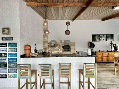 Casa de Condomínio com 3 Quartos à venda, 224m² no Jardim do Golf I, Jandira
