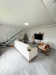 Casa com 2 Quartos à venda, 273m² no Glória, Macaé