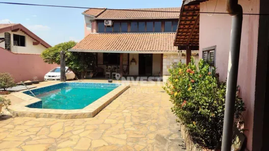 Sobrado com 5 Quartos à venda, 325m² no Vila Morais, Goiânia