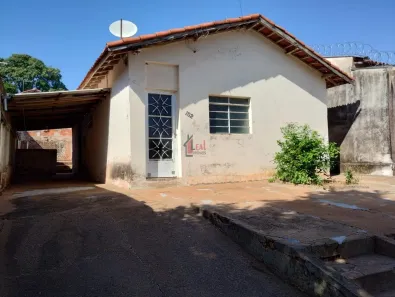 Casa com 2 Quartos à venda, 106m² no Parque São Judas Tadeu, Presidente Prudente
