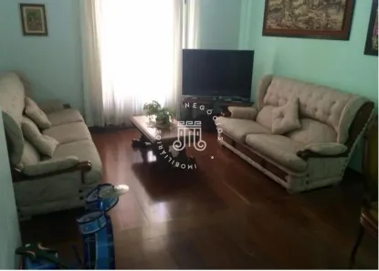 Sobrado com 4 Quartos à venda, 700m² no Vila Garcia, Jundiaí