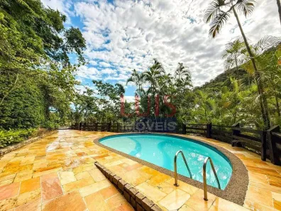 Casa de Condomínio com 6 Quartos à venda, 500m² no Itaipu, Niterói