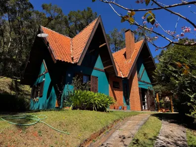 Sobrado com 3 Quartos à venda, 110m² no Abernéssia, Campos do Jordão