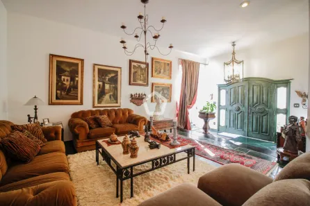 Casa com 4 Quartos à venda, 350m² no Jardim das Bandeiras, São Paulo