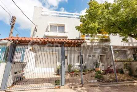 Casa com 3 Quartos à venda, 200m² no Sarandi, Porto Alegre