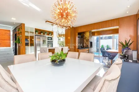 Casa de Condomínio com 4 Quartos à venda, 170m² no Umbará, Curitiba