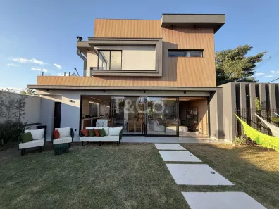 Sobrado com 4 Quartos à venda, 256m² no Caminhos de San Conrado (Sousas), Campinas