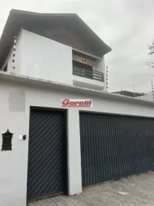 Casa com 3 Quartos para alugar, 282m² no Arujamérica, Arujá