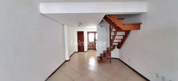 Casa de Condomínio com 3 Quartos para alugar, 110m² no Cavalhada, Porto Alegre