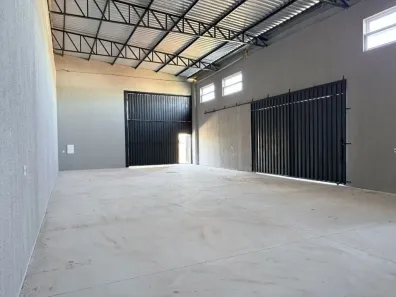 Galpão/Depósito/Armazém para venda ou aluguel, 180m² no SETSUL, São José do Rio Preto