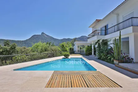 Casa com 6 Quartos à venda, 614m² no Santa Teresa, Rio de Janeiro