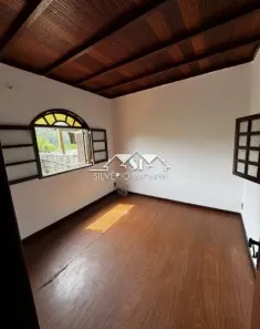 Casa com 5 Quartos à venda, 172m² no Samambaia, Petrópolis