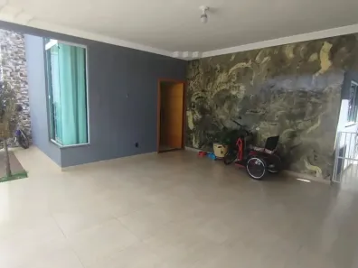 Casa com 3 Quartos à venda, 125m² no Setor Santa Clara, Anápolis