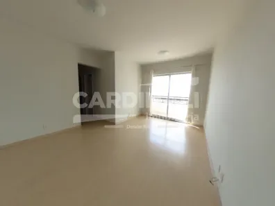 Apartamento com 3 Quartos para alugar, 70m² no Centro, São Carlos