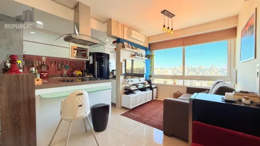 Apartamento com 2 Quartos à venda, 65m² no Cidade Baixa, Porto Alegre