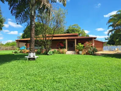 Fazenda/Sítio com 4 Quartos à venda, 250m² no Chácaras Vila Real, Uberaba