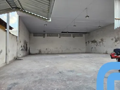 Sala Comercial à venda, 428m² no Jardim Balneário Meia Ponte, Goiânia